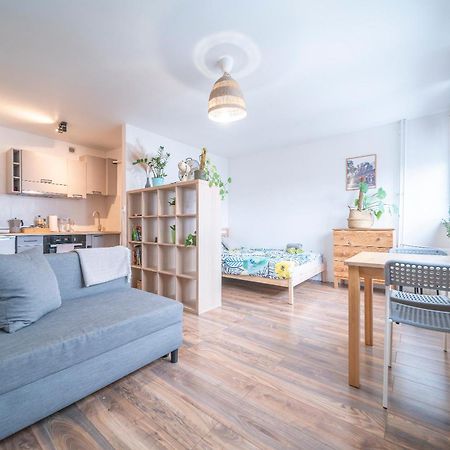 10Th Floor Studio In The City Center Of Wroclaw Appartement Buitenkant foto