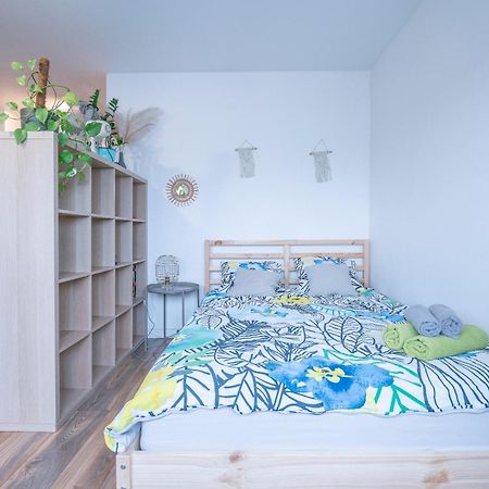 10Th Floor Studio In The City Center Of Wroclaw Appartement Buitenkant foto